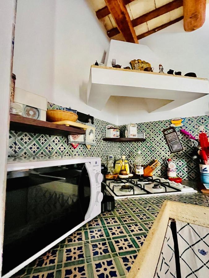 Cortile Padre Vincenzo Appartement Erice Buitenkant foto